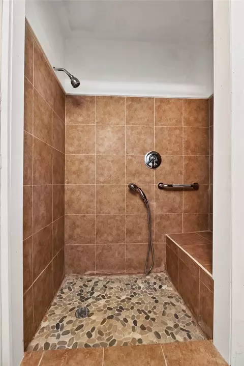 Bath - 8 Pond View Ave, Westerly, RI 02891 photo 2 of 5