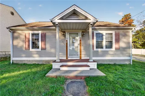 308 Mauran Ave, East Providence, RI 02914