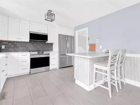 Kitchen - 4 Juniper Dr, West Warwick, RI 02893 photo 4 of 7