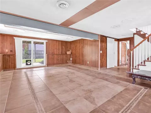 Living - 4 Juniper Dr, West Warwick, RI 02893 photo 4 of 6