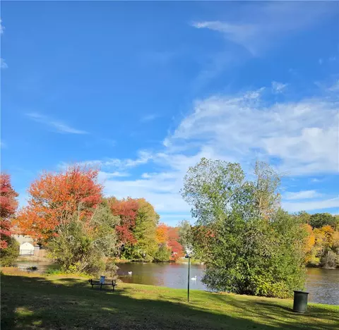View/Area - 4 Juniper Dr, West Warwick, RI 02893 photo 2 of 4