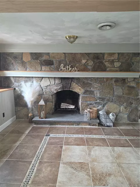 Other - 4 Juniper Dr, West Warwick, RI 02893 photo 4 of 5