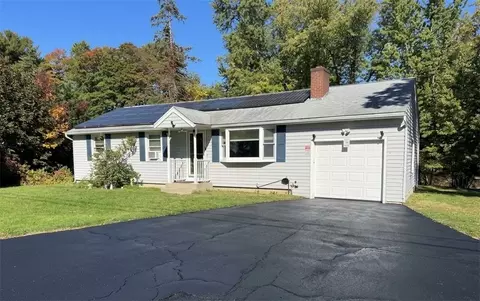 123 Wampanoag Rd, East Greenwich, RI 02818