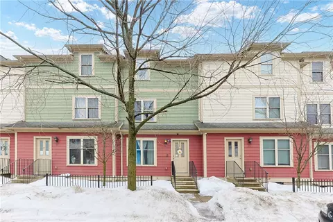 88 Barton St #6, Pawtucket, RI 02860