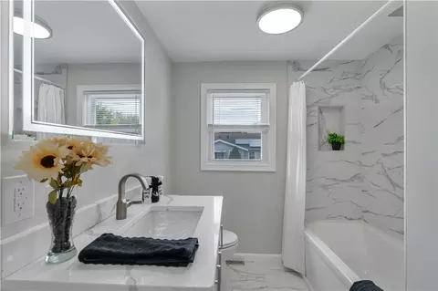 Bath - 546 Robinson St, Woonsocket, RI 02895 photo 1 of 4