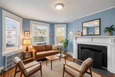 143 Irving Ave #2, Providence, RI 02906