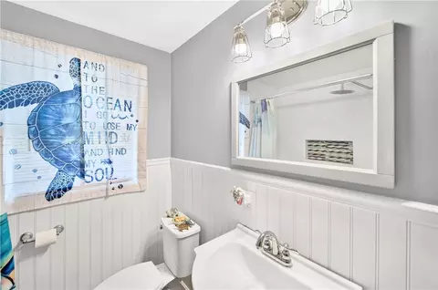 Bath - 333 Maple St, Warwick, RI 02888 photo 1 of 3