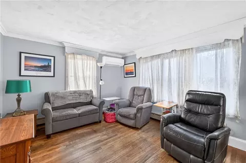 Living - 333 Maple St, Warwick, RI 02888 photo 2 of 2