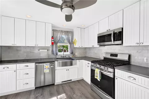 Kitchen - 333 Maple St, Warwick, RI 02888 photo 1 of 3