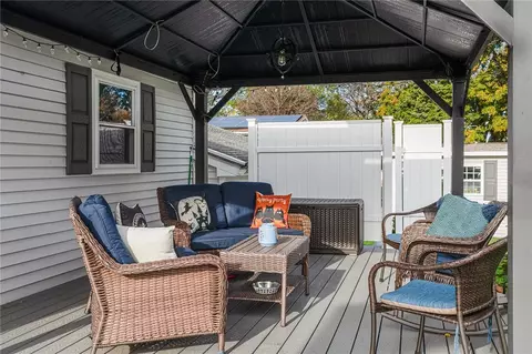 Exterior - 38 Pitman Rd, Warwick, RI 02886 photo 7 of 9