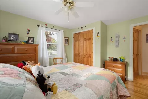 Bedroom - 38 Pitman Rd, Warwick, RI 02886 photo 4 of 4