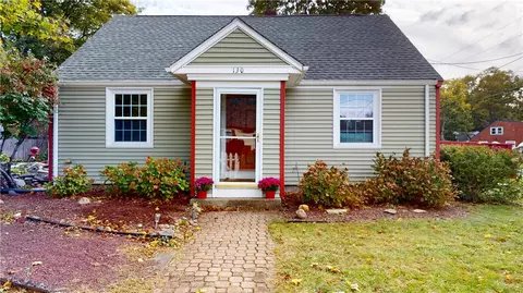 130 Ewing Rd, North Kingstown, RI 02852