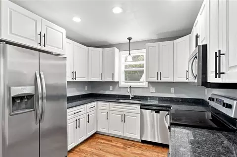 91 Niagara St, Providence, RI 02907