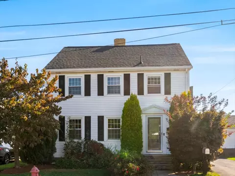 34 Spenstone Ave, Cranston, RI 02910