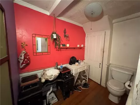 Bath - 803 Main St, Warren, RI 02885 photo 1 of 2