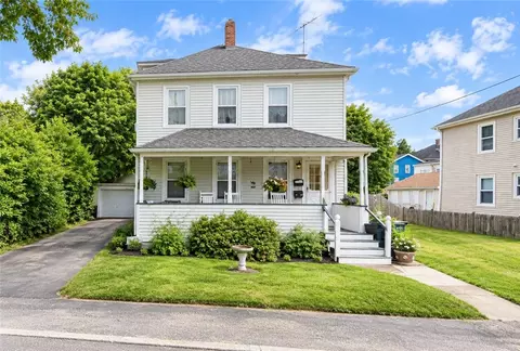 9 Castle St, Plymouth, MA 02360