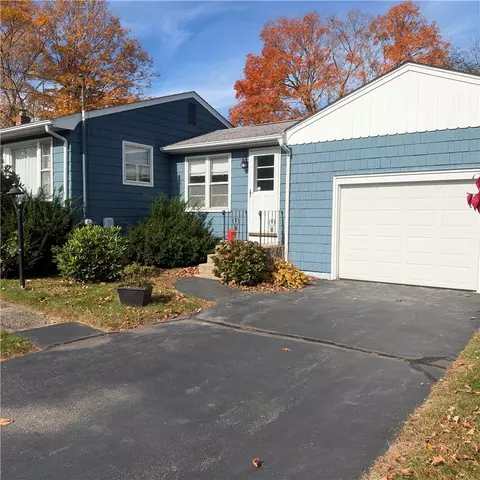 6 Centre St, Coventry, RI 02816 photo 2
