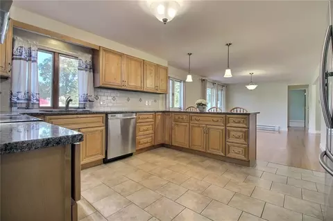 Kitchen - 4 Wampanoag Ave, Westerly, RI 02891 photo 4 of 5