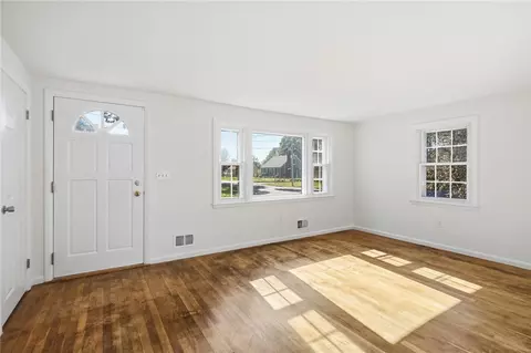 Living - 165 Adrian St, Warwick, RI 02886 photo 4 of 5