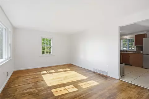 Living - 165 Adrian St, Warwick, RI 02886 photo 2 of 5
