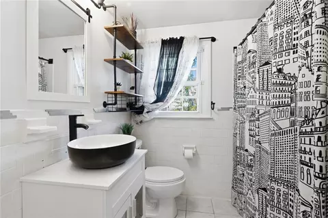 Bath - 165 Adrian St, Warwick, RI 02886 photo 1 of 2