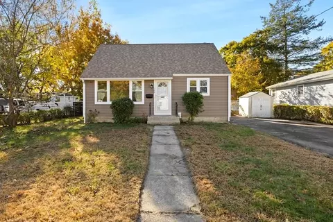 164 Falcon Ave, Warwick, RI 02888