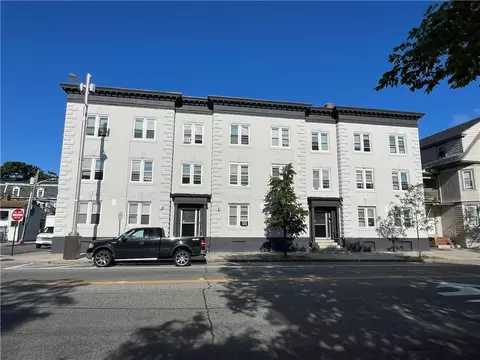 461 Elmwood Ave, Providence, RI 02907