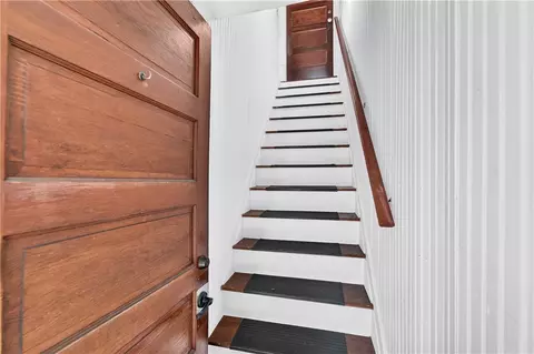 Entry Way - 69 School St, Westerly, RI 02891 photo 6 of 6