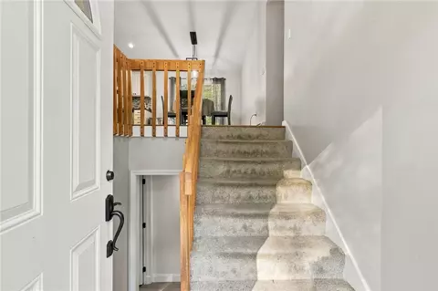 Entry Way - 77 Evergreen Rd, Glocester, RI 02814 photo 1 of 2