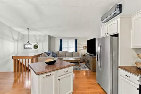 Kitchen - 77 Evergreen Rd, Glocester, RI 02814 photo 4 of 4