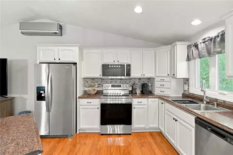 Kitchen - 77 Evergreen Rd, Glocester, RI 02814 photo 1 of 4
