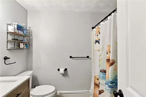 Bath - 77 Evergreen Rd, Glocester, RI 02814 photo 1 of 3