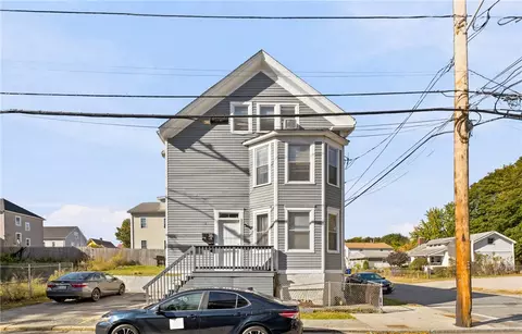 62 Heath St, Providence, RI 02909
