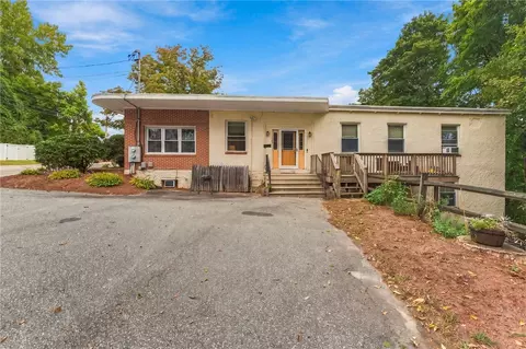173 School St #173, Forestdale, RI 02824