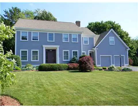 8 Jacobs Point Rd, Warren, RI 02885 photo 1