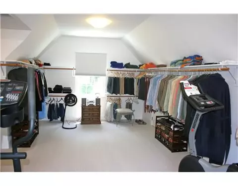8 Jacobs Point Rd, Warren, RI 02885 photo 9