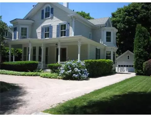 51 Elm St, Westerly, RI 02891 photo 1