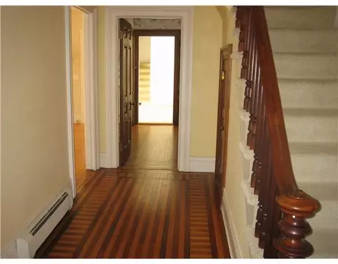 51 Elm St, Westerly, RI 02891 photo 3