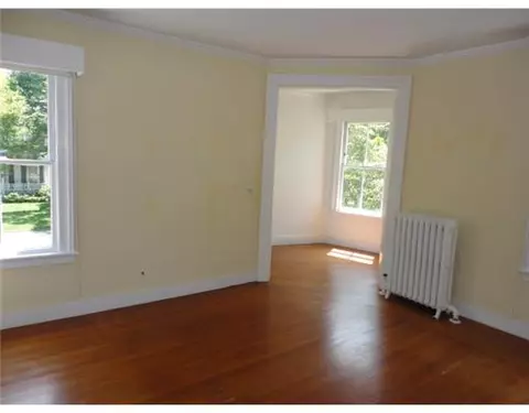51 Elm St, Westerly, RI 02891 photo 9