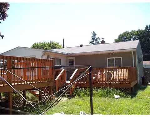 71 Carnation Dr, Warwick, RI 02886 photo 7