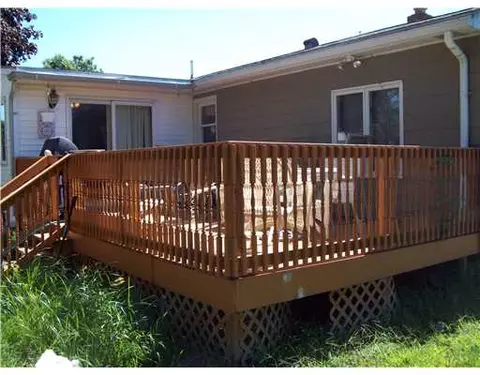 71 Carnation Dr, Warwick, RI 02886 photo 5