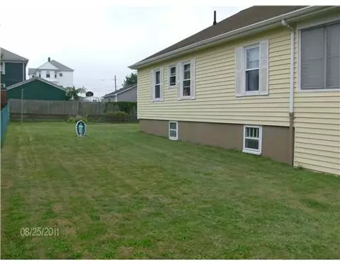 455 Charles St, Fall River, MA 02724 photo 6