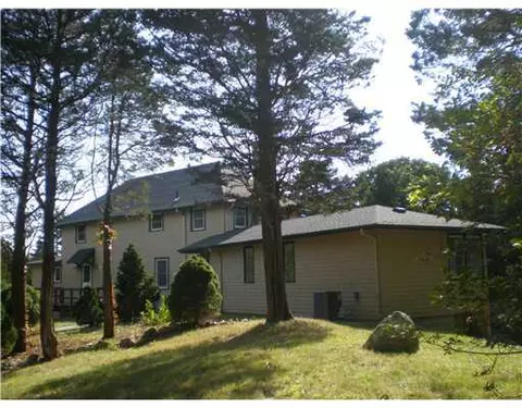 47 Wicklow Rd, Westerly, RI 02891 photo 1