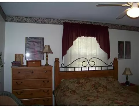 52 Pitas Ave, Attleboro, MA 02703 photo 10