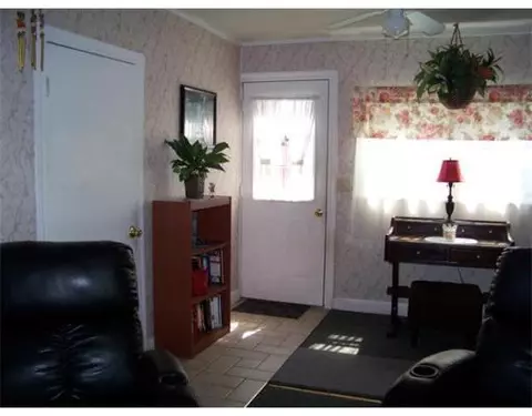 52 Pitas Ave, Attleboro, MA 02703 photo 9