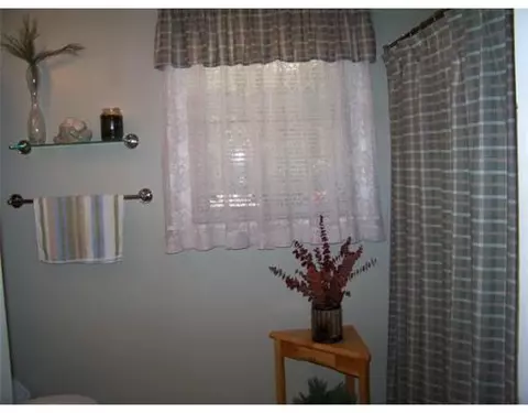 52 Pitas Ave, Attleboro, MA 02703 photo 12
