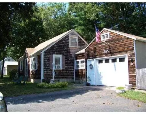 52 Pitas Ave, Attleboro, MA 02703 photo 2