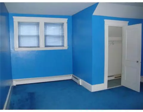 403 Wood Ave, Woonsocket, RI 02895 photo 5