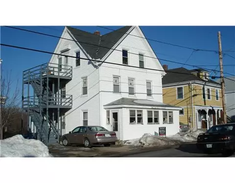6 Pond St, Westerly, RI 02891 photo 1
