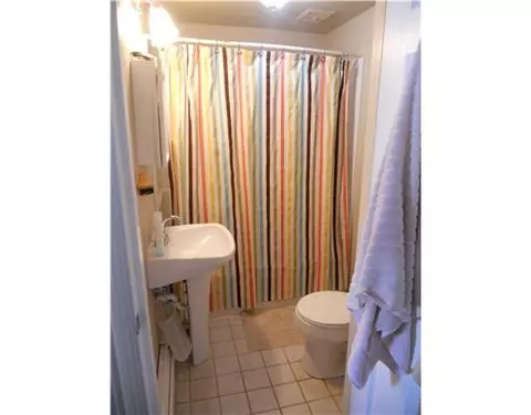 76 Fairfield Ave, Woonsocket, RI 02895 photo 12